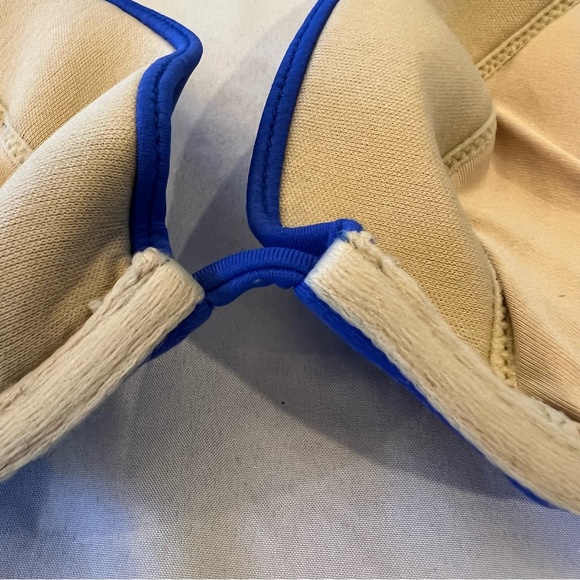 Victoria’s Secret Halter Bikini Swimsuit Top Push Up Removable Padding Size 34B - Picture 8 of 14